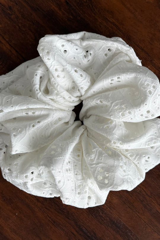 SCRUNCHIE